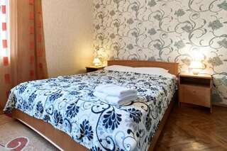 Апартаменты Home Hotel Apartments on Lva Tolstogo Киев Апартаменты: ул. Льва Толстого, 5А-39